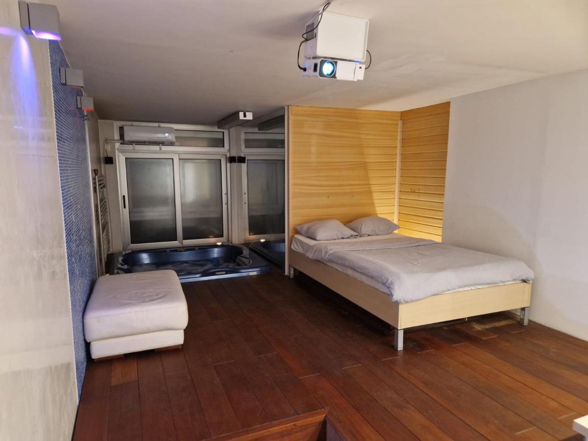 Lägenhet Jacuzzi Vaki Belgrad